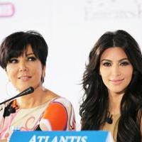Kim Kardashian and Kris Jenner at the press conference for the launch of Millions Of Milkshakes | Picture 101750